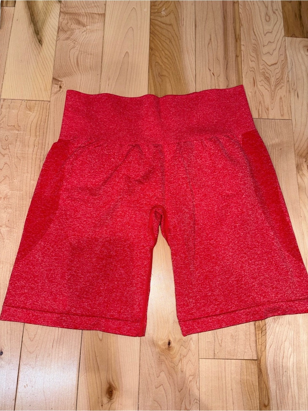 NVGTN Candy Apple Contour Seamless Shorts